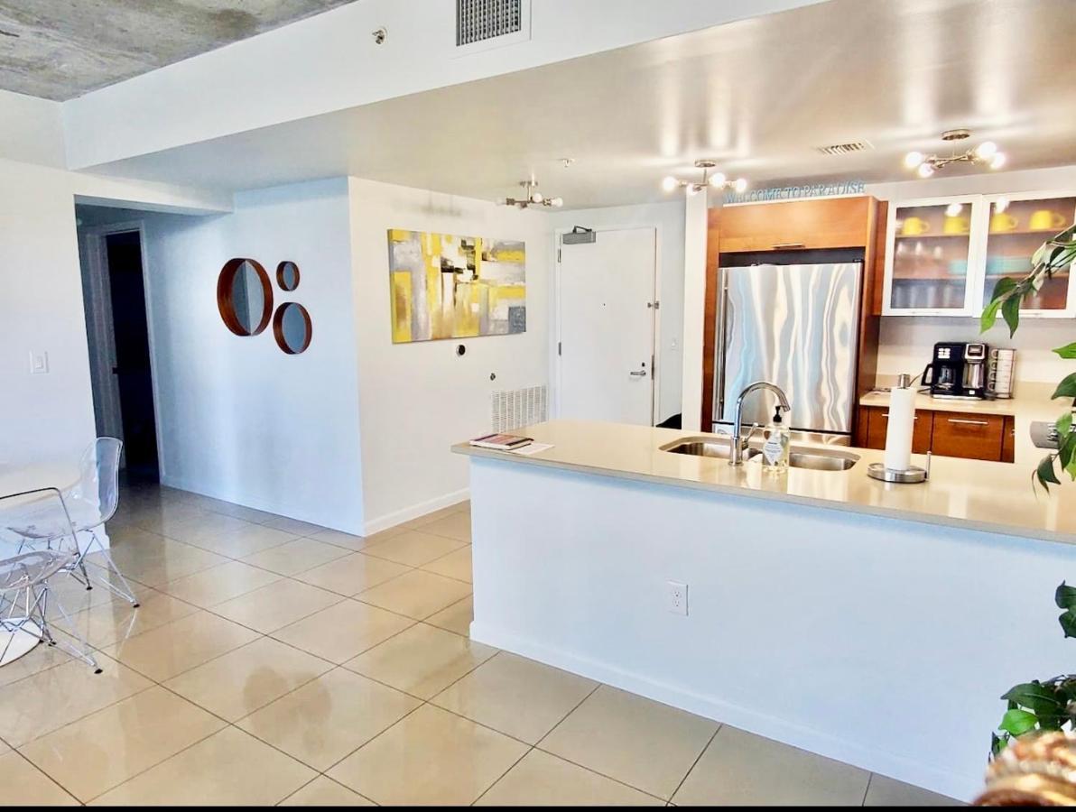 Spacious 2Bd 2Bth At Midblock Miami Exterior photo