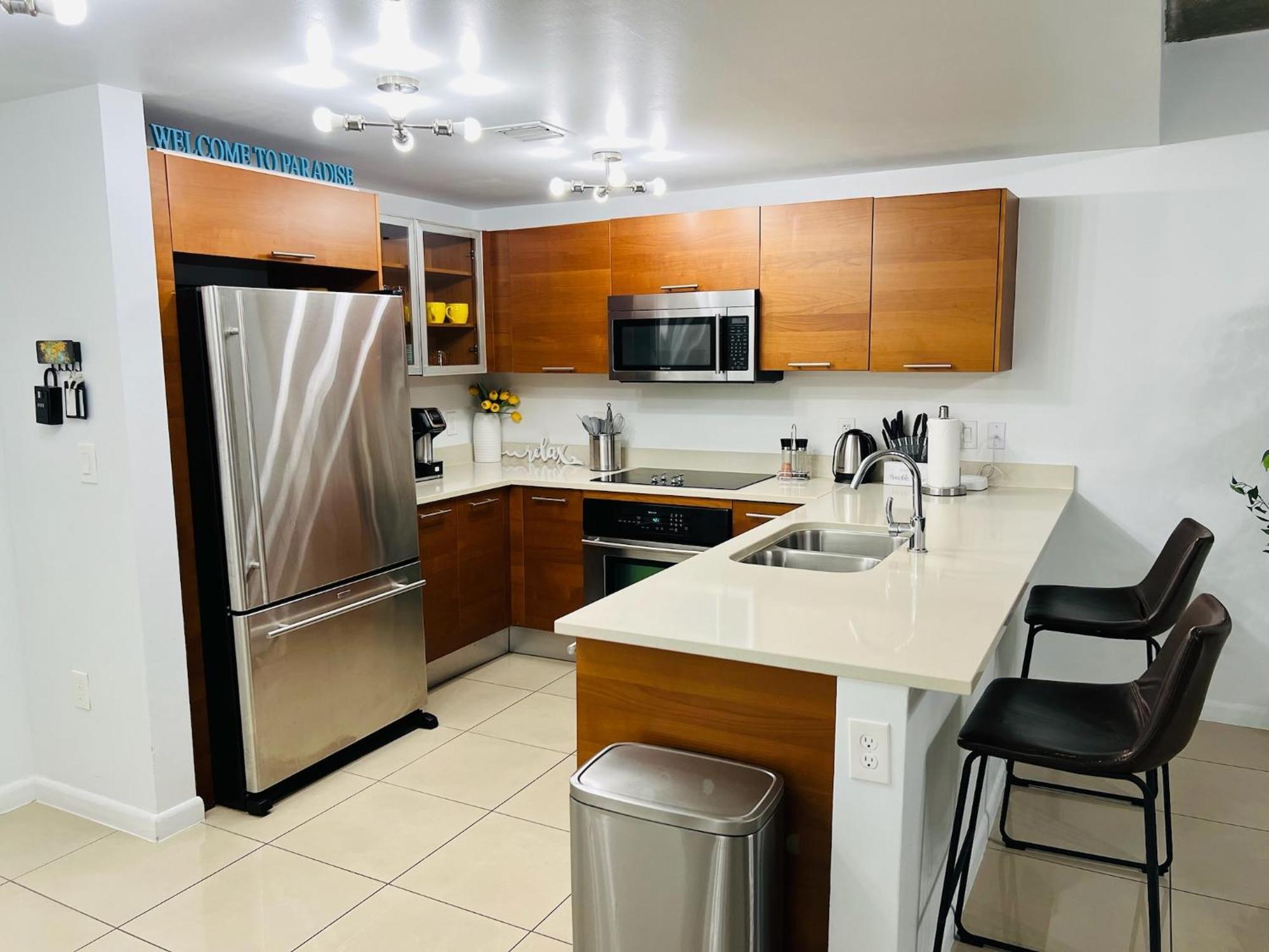 Spacious 2Bd 2Bth At Midblock Miami Exterior photo